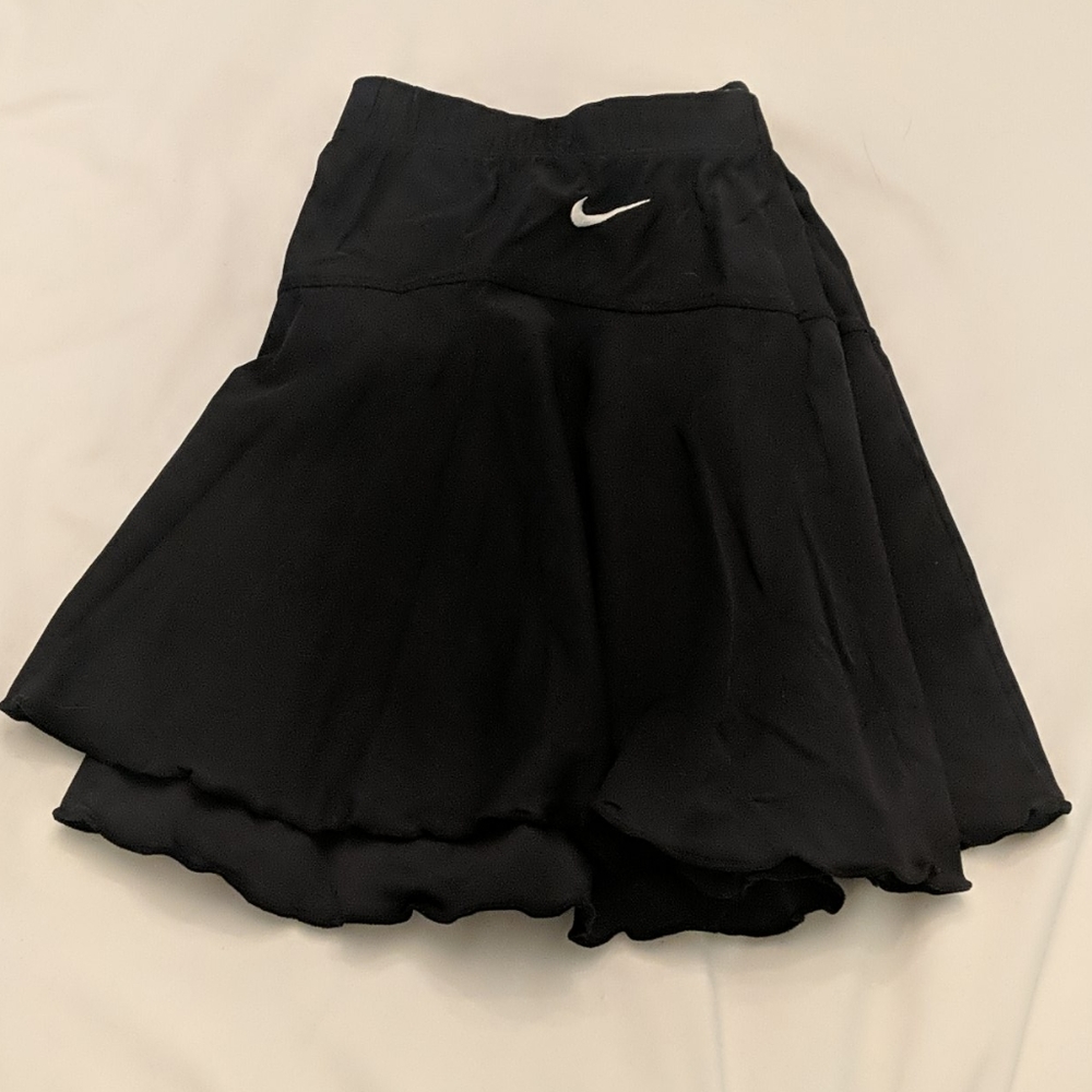Ruffled Nike tennis skirt